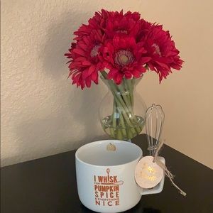 Pumpkin Spice 17oz mug with stainless whisk. New